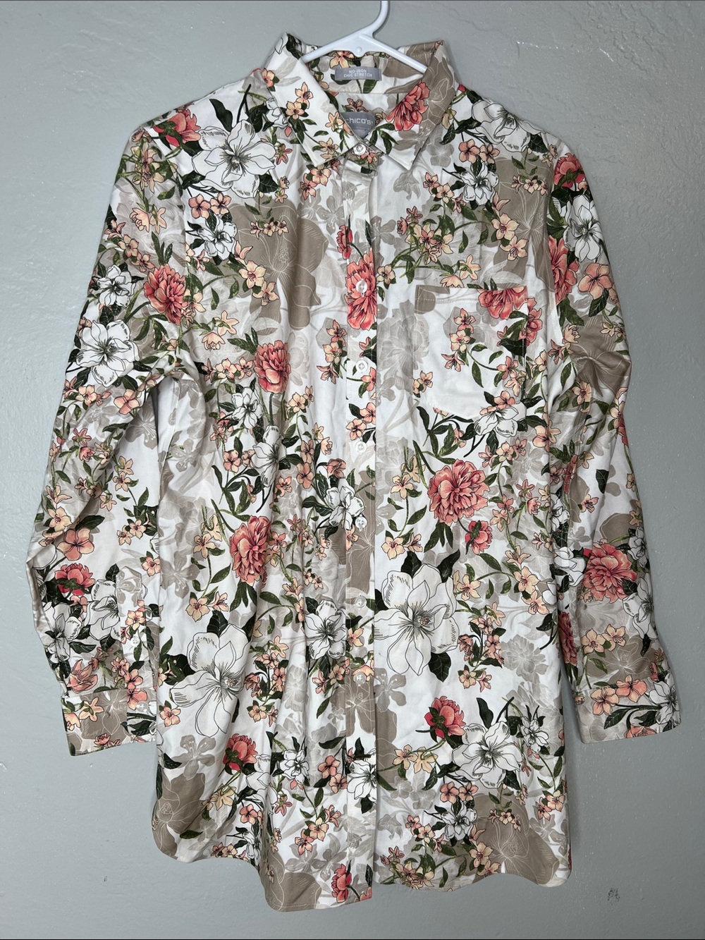 Chico’s Floral Button-Up Blouse Romantic Garden Print  Chic Long Sleeve No iron